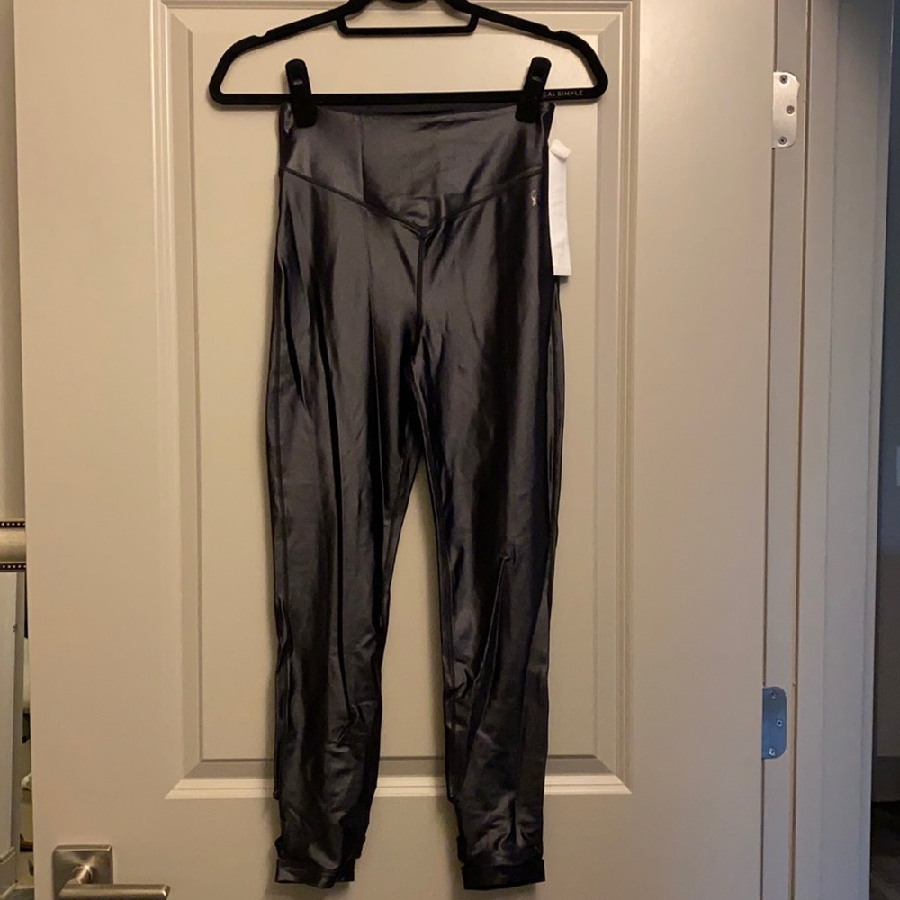 Good American Liquid Cross-Over Leggings size 2